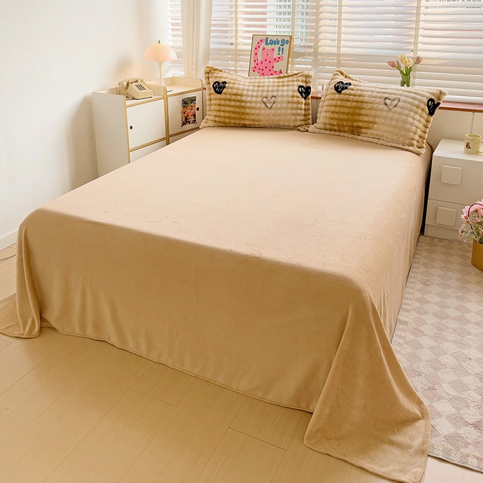 91家纺网 家纺一手货源 找家纺 （总）宜家坊 2024新款牛奶绒泡泡印花四件套系列二