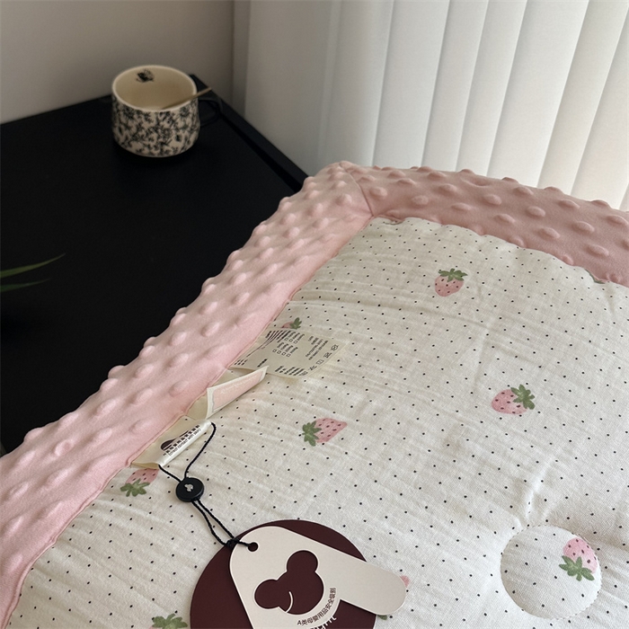 91家纺网 家纺一手货源 找家纺 （总）U被家纺 2025新款全棉皱皱纱布豆豆四季被