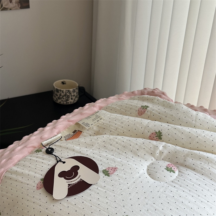 91家纺网 家纺一手货源 找家纺 （总）U被家纺 2025新款全棉皱皱纱布豆豆四季被