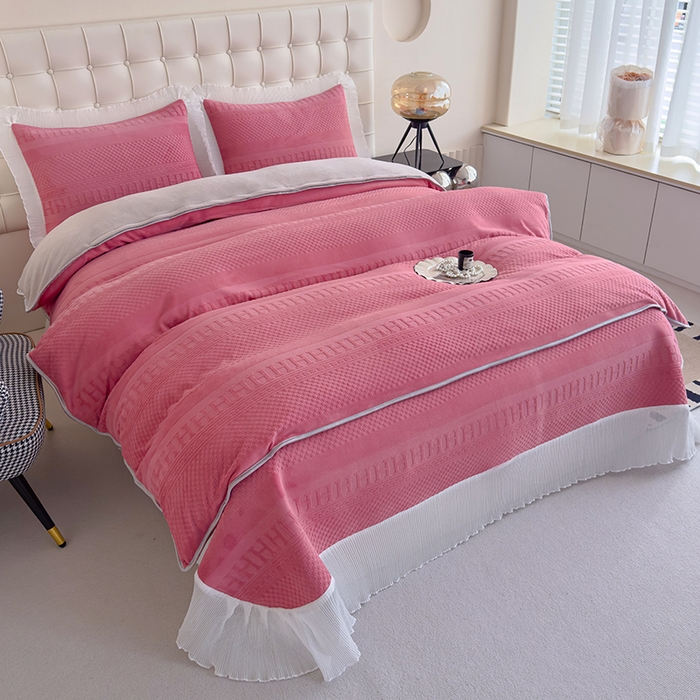 91家纺网 家纺一手货源 找家纺 冬然家纺 2024新款雕花绒床盖四件套 H-玫瑰粉