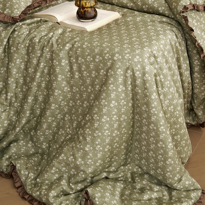 91家纺网 家纺一手货源 找家纺 汇庭 2024秋冬新款·铂金雅棉系列--棚拍 苏美尔绿