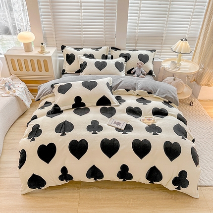 91家纺网 家纺一手货源 找家纺 （总）卡普 2025新款牛奶绒印花四件套