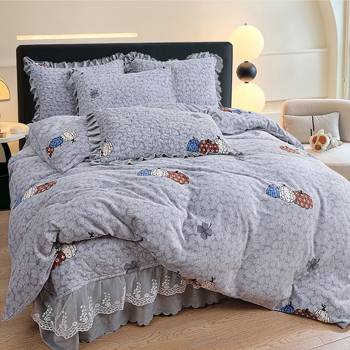 91家纺网 家纺一手货源 找家纺 2024新款亲肤牛奶绒夹棉床盖四件套 卓然