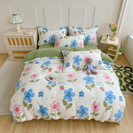 91家纺网 家纺一手货源 找家纺 （总）卡普 2025新款牛奶绒印花四件套