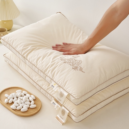 91家纺网 家纺一手货源 找家纺 （总）乐可 2024新款A类全棉新中式蚕咝立体枕 枕头枕芯 48*74cm