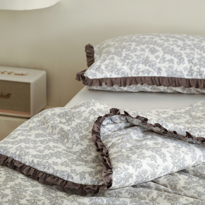 91家纺网 家纺一手货源 找家纺 汇庭 2024秋冬新款·铂金雅棉系列--棚拍 薇纳斯