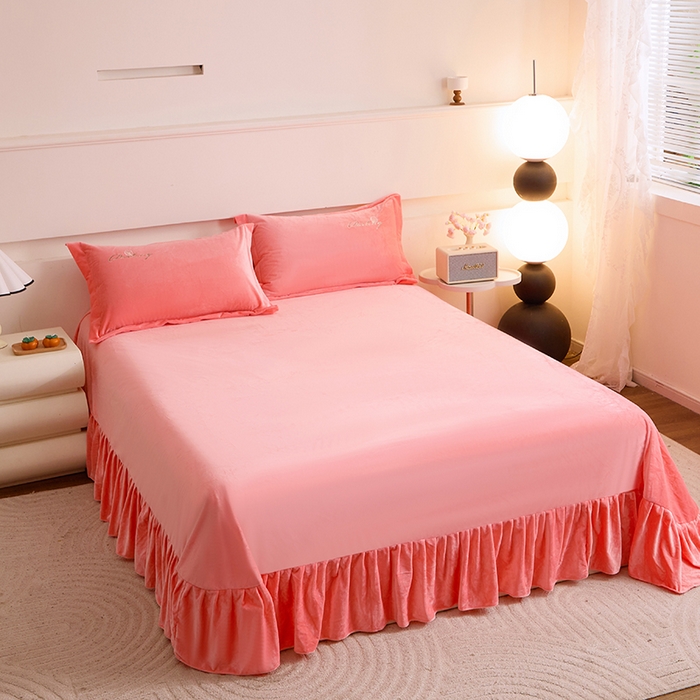 91家纺网 家纺一手货源 找家纺 2024新款母婴级花边床单款婴儿绒刺绣四件套 长相思-温柔玉