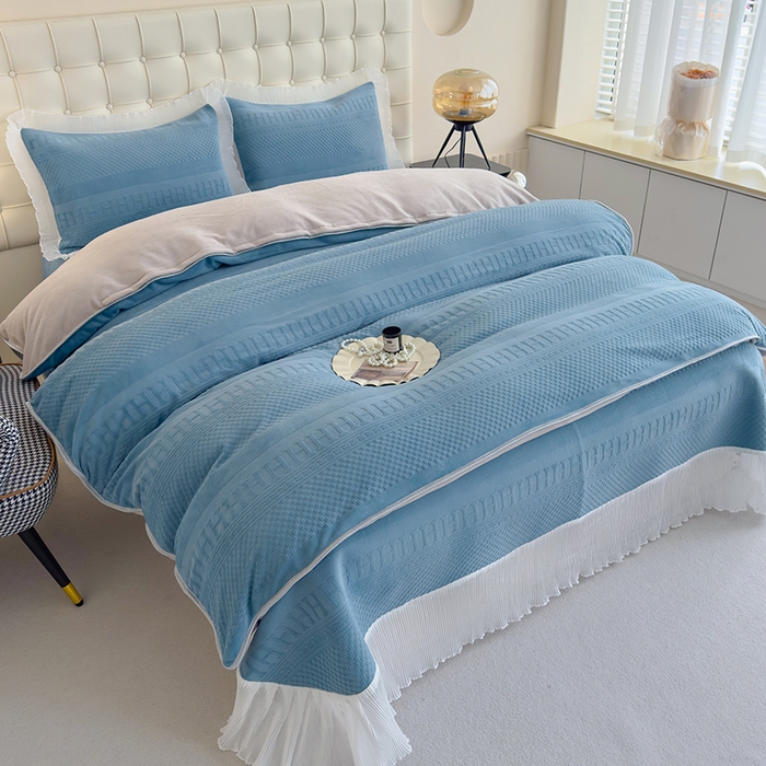 91家纺网 家纺一手货源 找家纺 冬然家纺 2024新款雕花绒床盖四件套 H-深海蓝