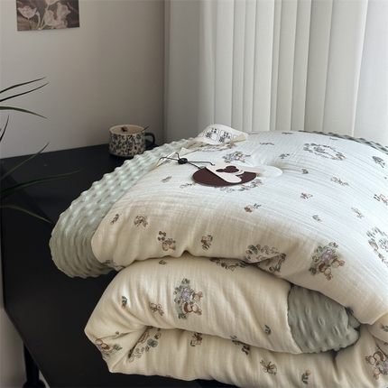 91家纺网 家纺一手货源 找家纺 （总）U被家纺 2025新款全棉皱皱纱布豆豆四季被