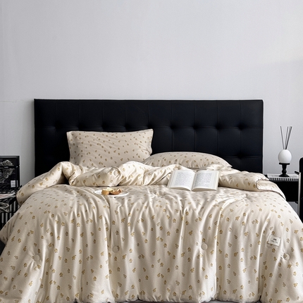 91家纺网 家纺一手货源 找家纺 汇庭 2024新品·雅棉春秋被系列--棚拍 墩墩鸭