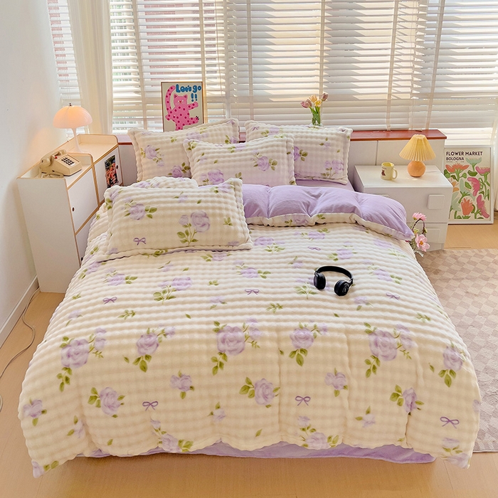 91家纺网 家纺一手货源 找家纺 宜家坊 2024新款牛奶绒泡泡印花四件套系列二 田园生活