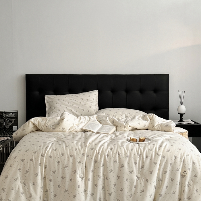 91家纺网 家纺一手货源 找家纺 汇庭 2024新品·雅棉春秋被系列--棚拍 萌象