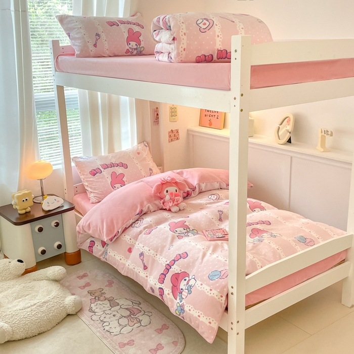 91家纺网 家纺一手货源 找家纺 星座 2025新款三丽鸥牛奶绒套件学生床 贪吃美乐蒂