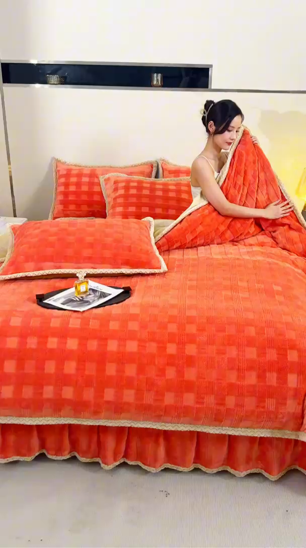 91家纺网 家纺一手货源 找家纺 满羽 2024新款雕花牛奶绒四件套 雅致格调-橘红