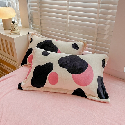 91家纺网 家纺一手货源 找家纺 （总）卡普二店 2024新款牛奶绒印花单枕套