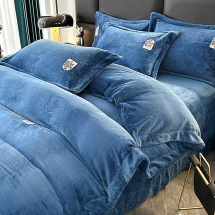 91家纺网 家纺一手货源 找家纺 （总2）橘姿家纺 2025新款9斤牛奶绒绣花四件套-相伴