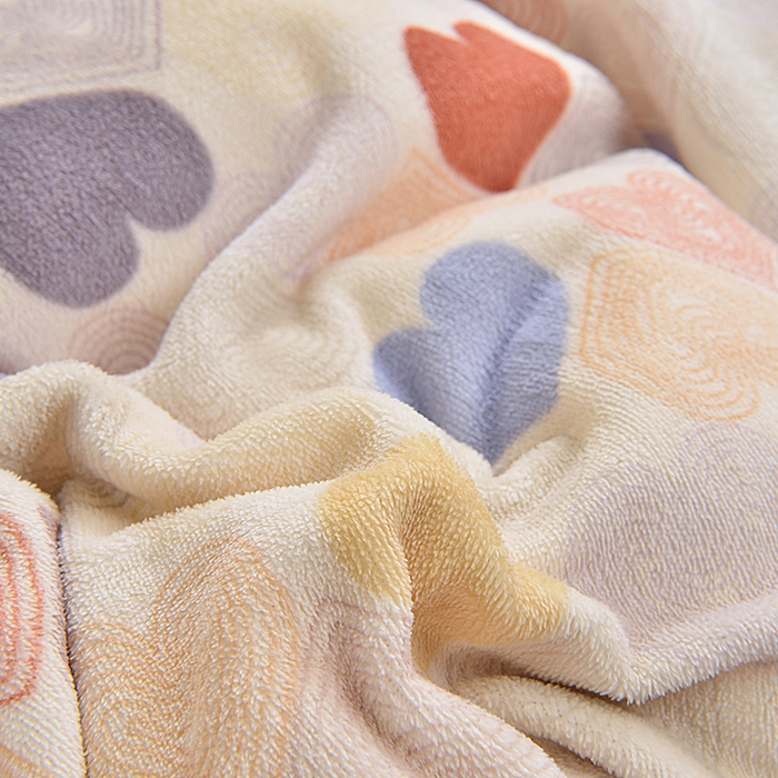 91家纺网 家纺一手货源 找家纺 2024新款亲肤牛奶绒夹棉床盖四件套 霓虹甜心