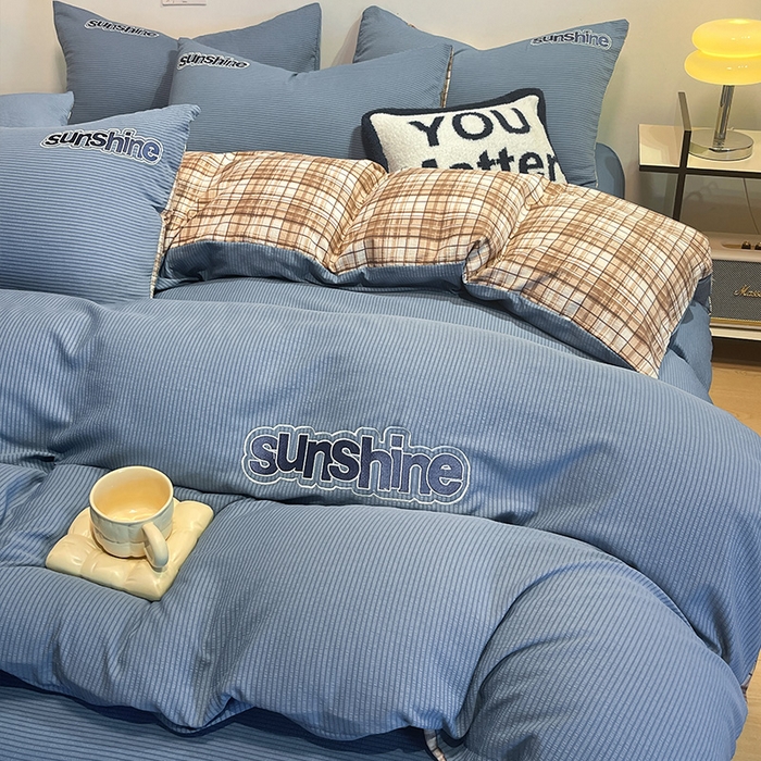 91家纺网 家纺一手货源 找家纺 眠帛家居 2024新款水洗棉磨毛提花刺绣四件套阳光系列 阳光-冰岛蓝