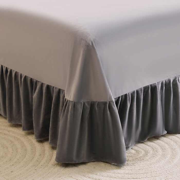 91家纺网 家纺一手货源 找家纺 2024新款母婴级花边床单款婴儿绒刺绣四件套 长相思-高级灰