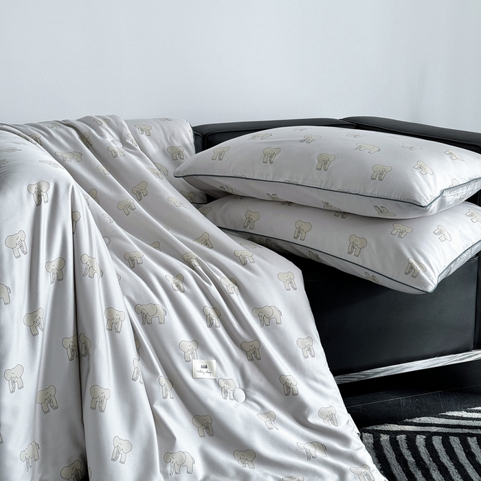 91家纺网 家纺一手货源 找家纺 汇庭 2024新品·雅棉春秋被系列--棚拍 多多象灰