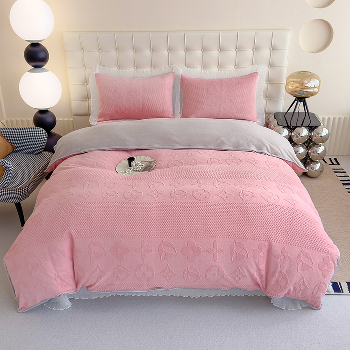 91家纺网 家纺一手货源 找家纺 （总）冬然家纺 2024新款雕花绒床盖四件套