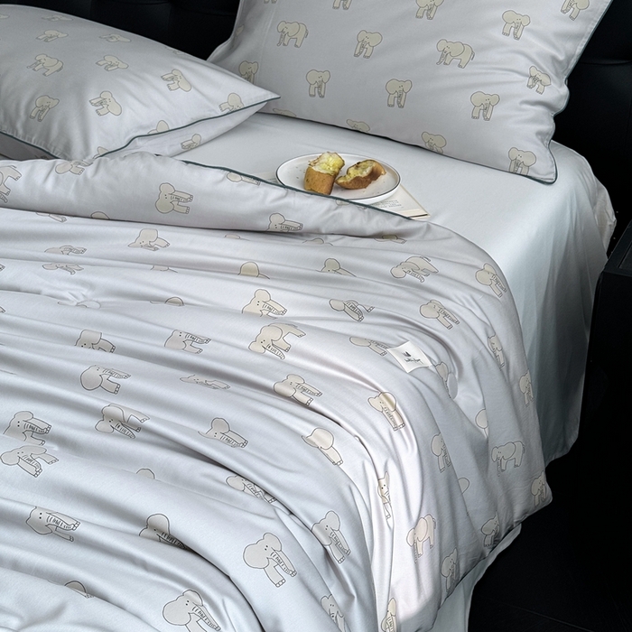 91家纺网 家纺一手货源 找家纺 汇庭 2024新品·雅棉春秋被系列--棚拍 多多象灰