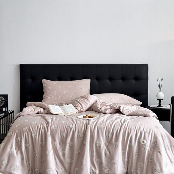 91家纺网 家纺一手货源 找家纺 汇庭 2024新品·雅棉春秋被系列--棚拍 多多象粉