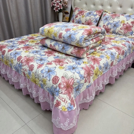 2024新款亲肤牛奶绒夹棉床盖四件套 花季物语