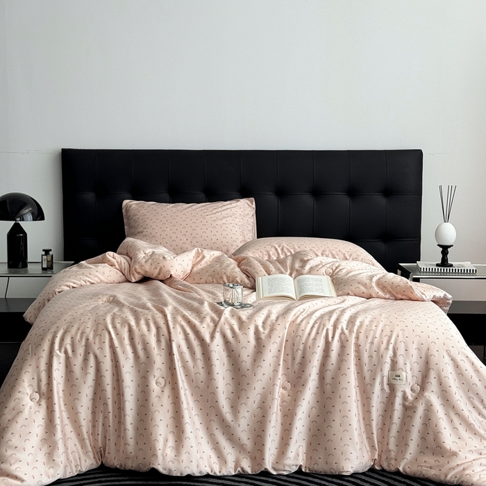 91家纺网 家纺一手货源 找家纺 汇庭 2024新品·雅棉春秋被系列--棚拍 冰淇淋