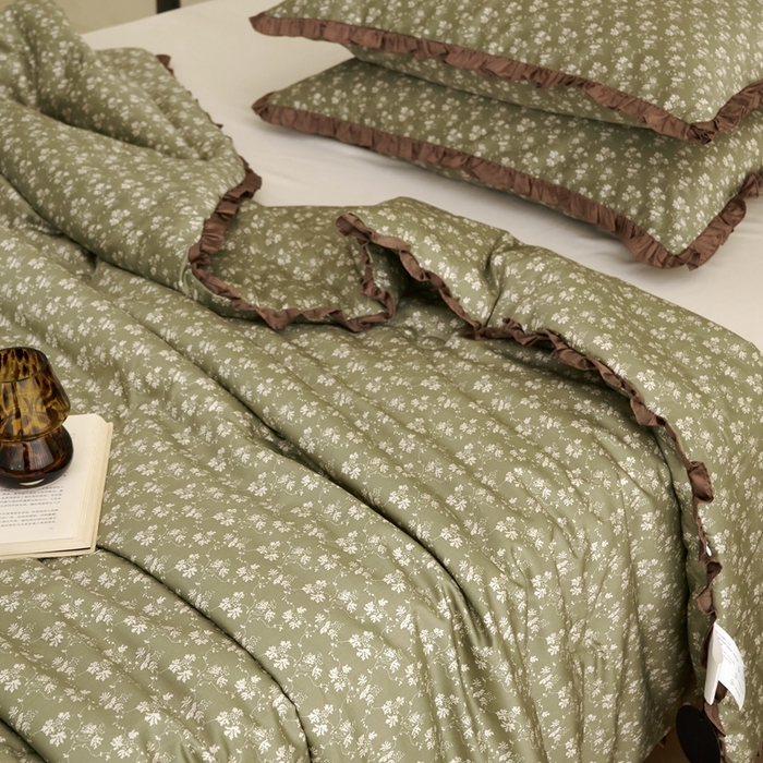 91家纺网 家纺一手货源 找家纺 汇庭 2024秋冬新款·铂金雅棉系列--棚拍 苏美尔绿