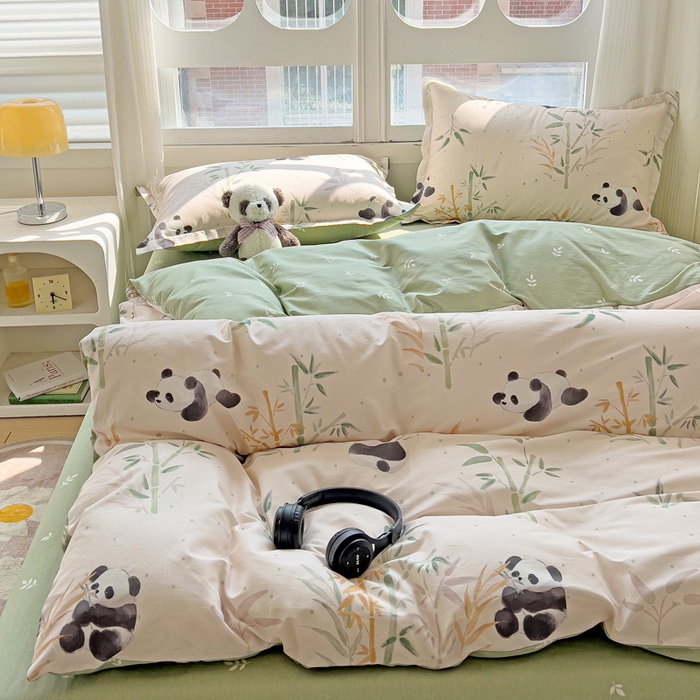 91家纺网 家纺一手货源 找家纺 暖芯优选 2025直播爆款全棉ins印花四件套纯棉床单床笠学生三件套9月上新 熊猫竹园