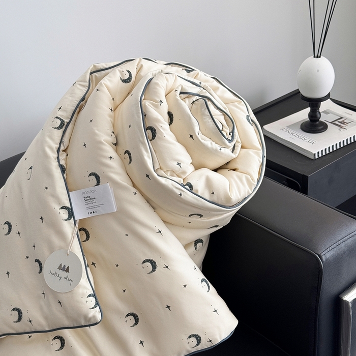 91家纺网 家纺一手货源 找家纺 汇庭 2024新品·雅棉春秋被系列--棚拍 星际