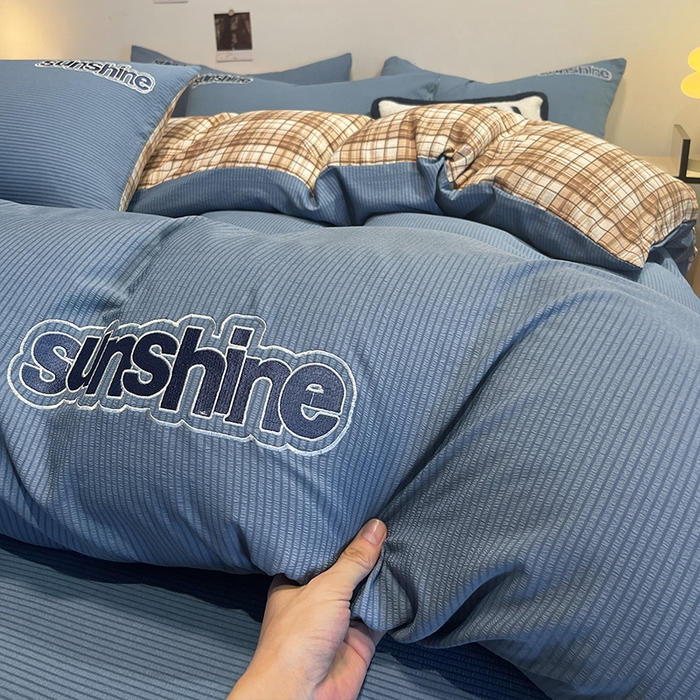 91家纺网 家纺一手货源 找家纺 眠帛家居 2024新款水洗棉磨毛提花刺绣四件套阳光系列 阳光-冰岛蓝
