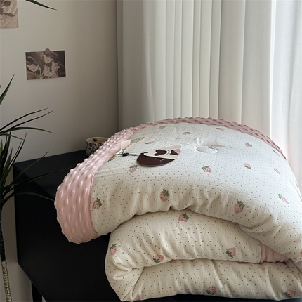 91家纺网 家纺一手货源 找家纺 （总）U被家纺 2025新款全棉皱皱纱布豆豆四季被