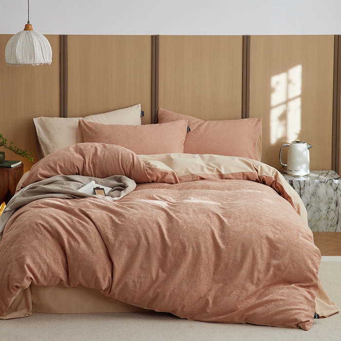 91家纺网 家纺一手货源 找家纺 2024新款提花大雁纹糯感全棉磨毛四件套（欧式茛苕纹） 茛苕纹-可可棕