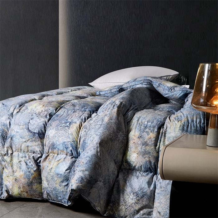 91家纺网 家纺一手货源 找家纺 静若居羽绒被壳 2024羽绒被壳印花糯棉静音软糯面料羽绒被壳厂家直销 墨影