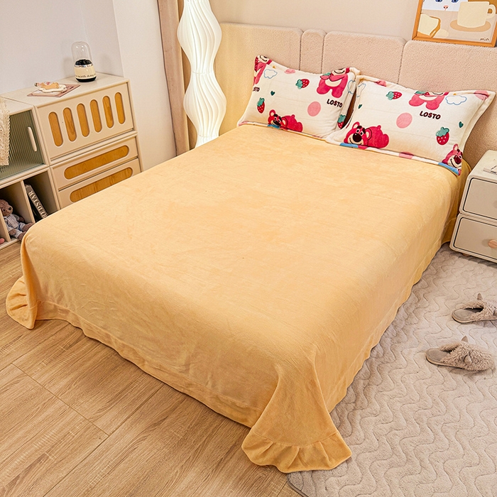 91家纺网 家纺一手货源 找家纺 卡普二店 2024新款牛奶绒印花四件套 萌趣熊宝