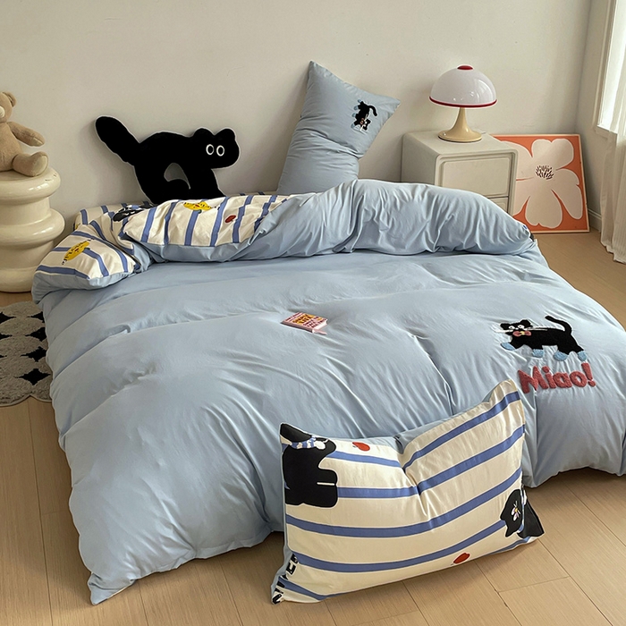 91家纺网 家纺一手货源 找家纺 一霖家纺 2024新款高克重云朵棉毛巾绣印＋绣小清新系列四件套 哈基米