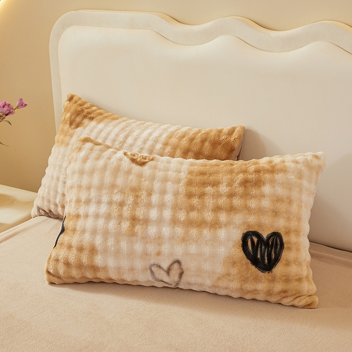 91家纺网 家纺一手货源 找家纺 巧格家纺 2025新款A类加厚泡泡牛奶绒印花工艺立体泡泡四件套（买家秀联系商家） 梦幻星空