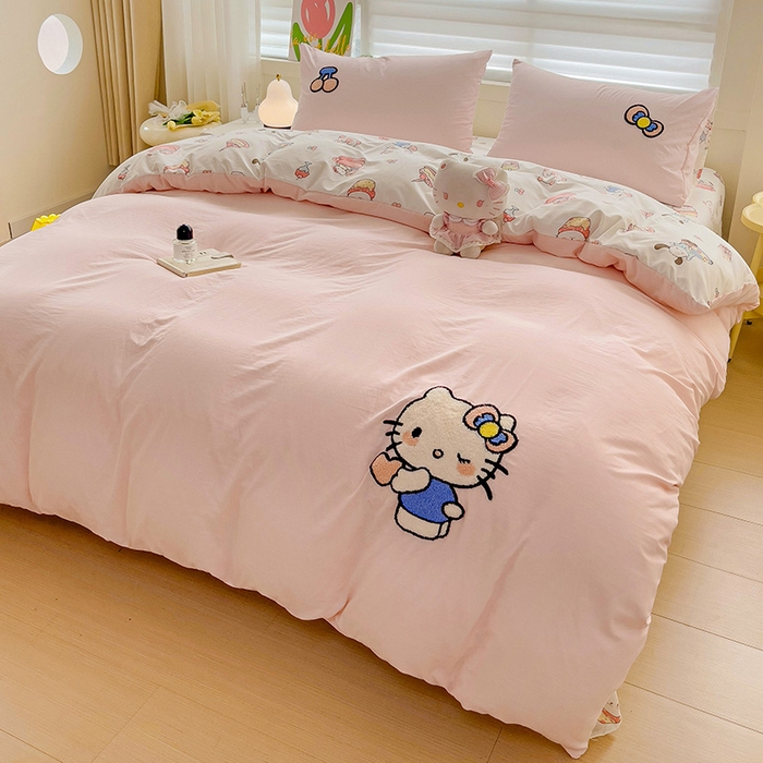 91家纺网 家纺一手货源 找家纺 一霖家纺 2024新款高克重云朵棉毛巾绣印＋绣小清新系列四件套 蛋糕小猫