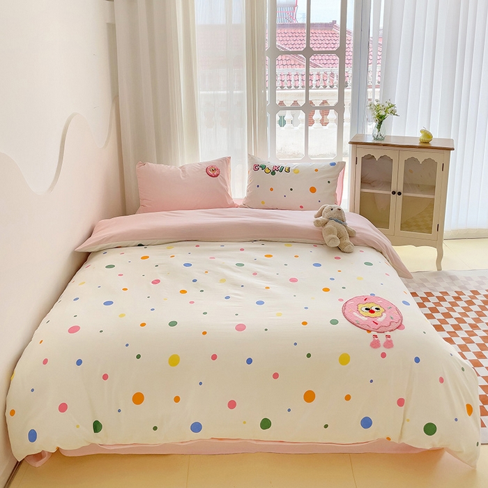 91家纺网 家纺一手货源 找家纺 一霖家纺 2024新款高克重云朵棉毛巾绣印＋绣小清新系列四件套 波点甜甜圈