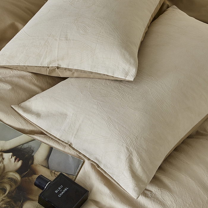 91家纺网 家纺一手货源 找家纺 2024新款全棉色织提花磨毛欧佩斯四件套-场景二 欧佩斯-抹茶