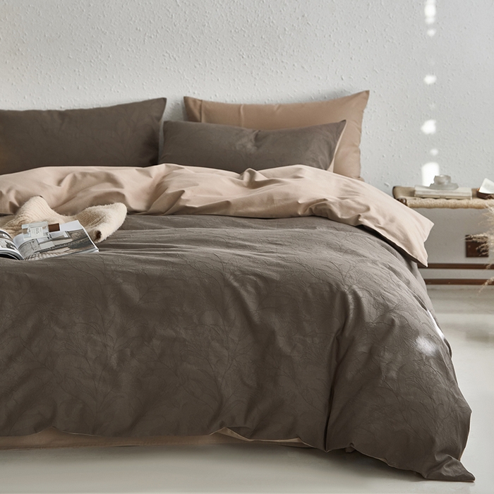 91家纺网 家纺一手货源 找家纺 2024新款全棉色织提花磨毛欧佩斯四件套-场景一 欧佩斯-香槟