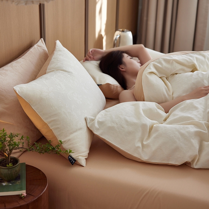 91家纺网 家纺一手货源 找家纺 2024新款提花大雁纹糯感全棉磨毛四件套（欧式茛苕纹） 茛苕纹-象牙白