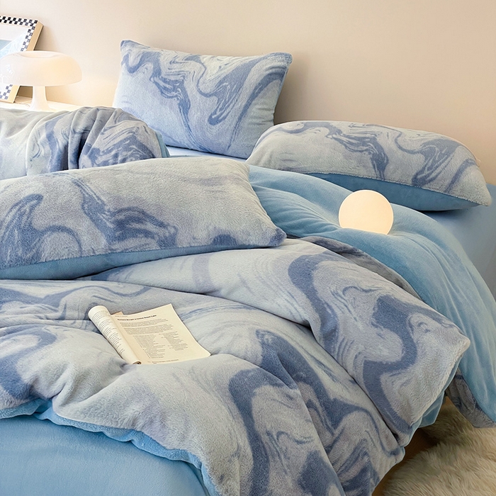 91家纺网 家纺一手货源 找家纺 安哆啦家纺 2024新款ins风高克重兔毛绒四件套 波澜