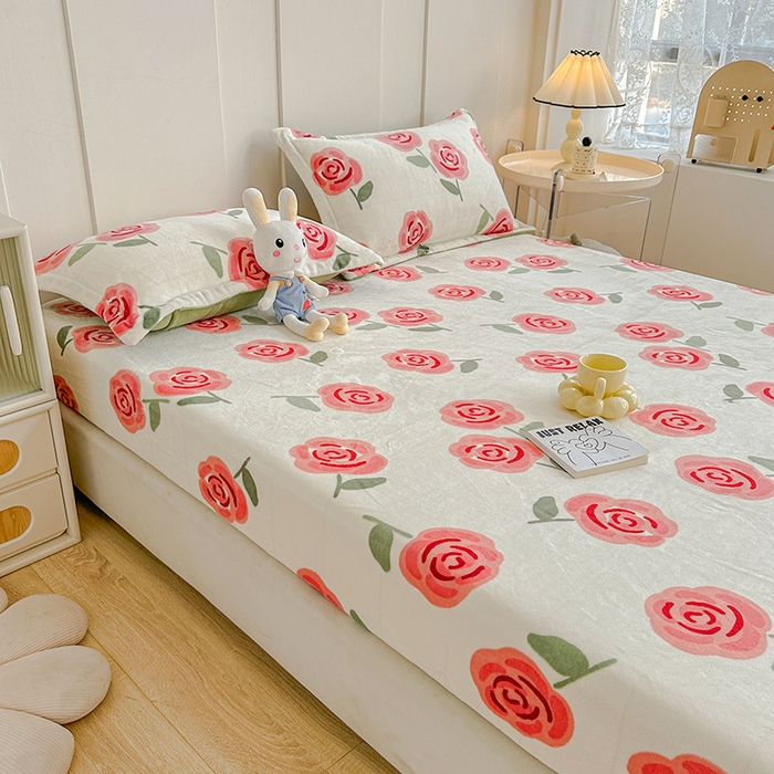 91家纺网 家纺一手货源 找家纺 卡普二店 2024新款牛奶绒印花单床笠 柔伊