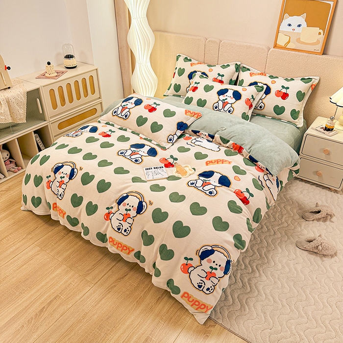 91家纺网 家纺一手货源 找家纺 卡普二店 2024新款牛奶绒印花单被套 快乐布鲁