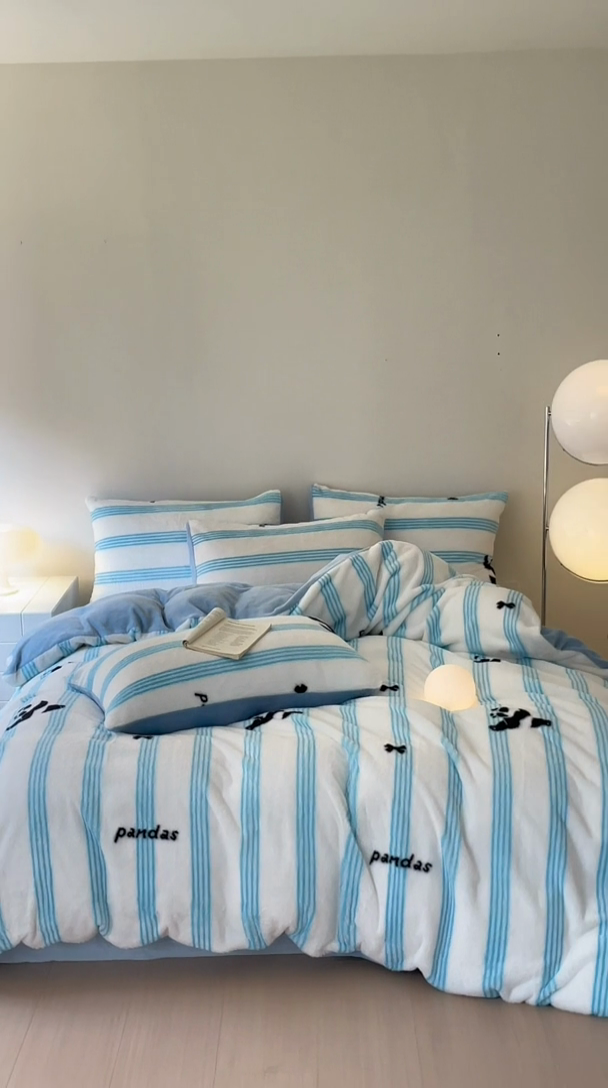 91家纺网 家纺一手货源 找家纺 安哆啦家纺 2024新款ins风高克重兔毛绒四件套 条纹熊猫