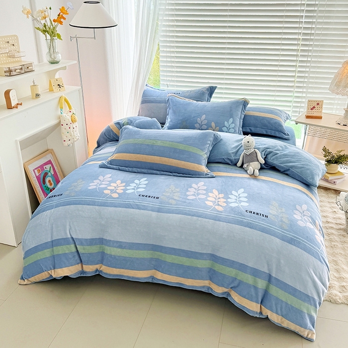 91家纺网 家纺一手货源 找家纺 丫丫家纺 2024新款加厚保暖牛奶绒印花四件套 浮光叶影