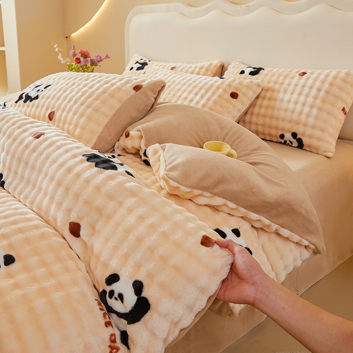 91家纺网 家纺一手货源 找家纺 巧格家纺 2025新款A类加厚泡泡牛奶绒印花工艺立体泡泡四件套（买家秀联系商家） 梦里繁花